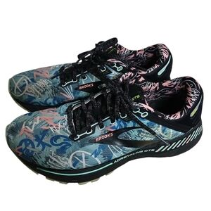 Brooks Women's Graffiti Print Adrenaline GTS Sneakers 10
